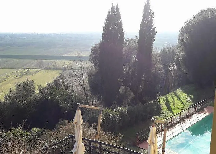 Fortezza Di Pozzo Santa Maria a Monte